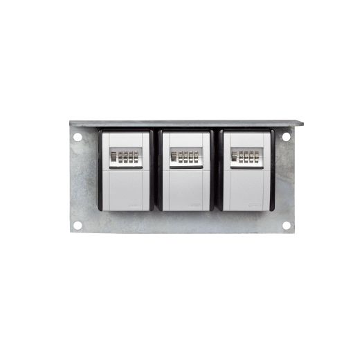 Trio nøgleudlevering